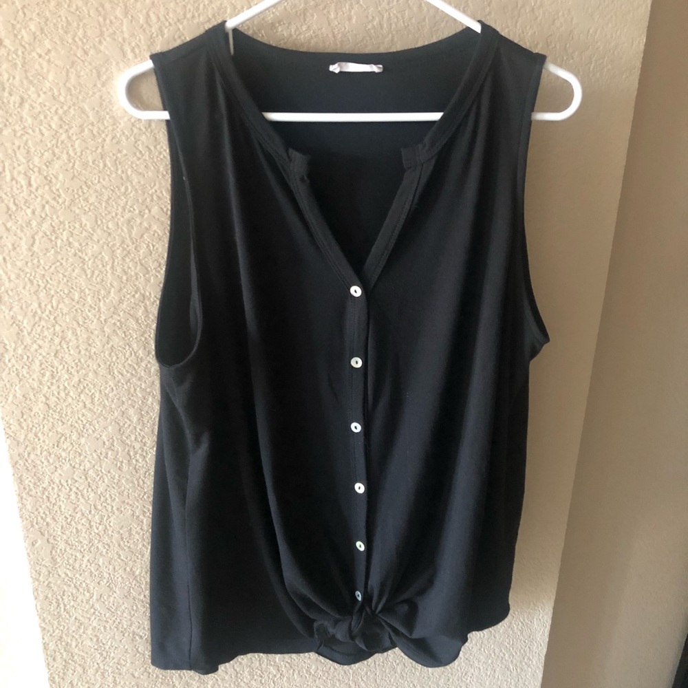 Black V-Neck Sleeveless Top with Knot